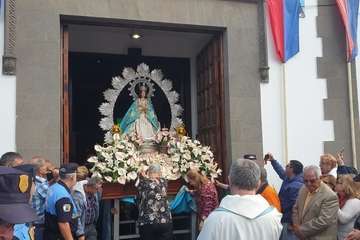 Procesión religiosa de la Inmaculada Concepción en Jinámar (Foto Antonio Alí y Francisco Javier Santana)